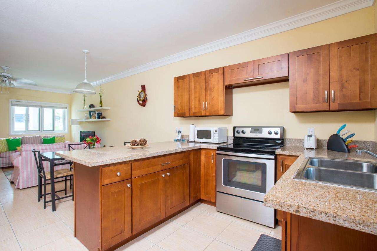 Sir Charles Guest House Palmetto Point Exterior foto